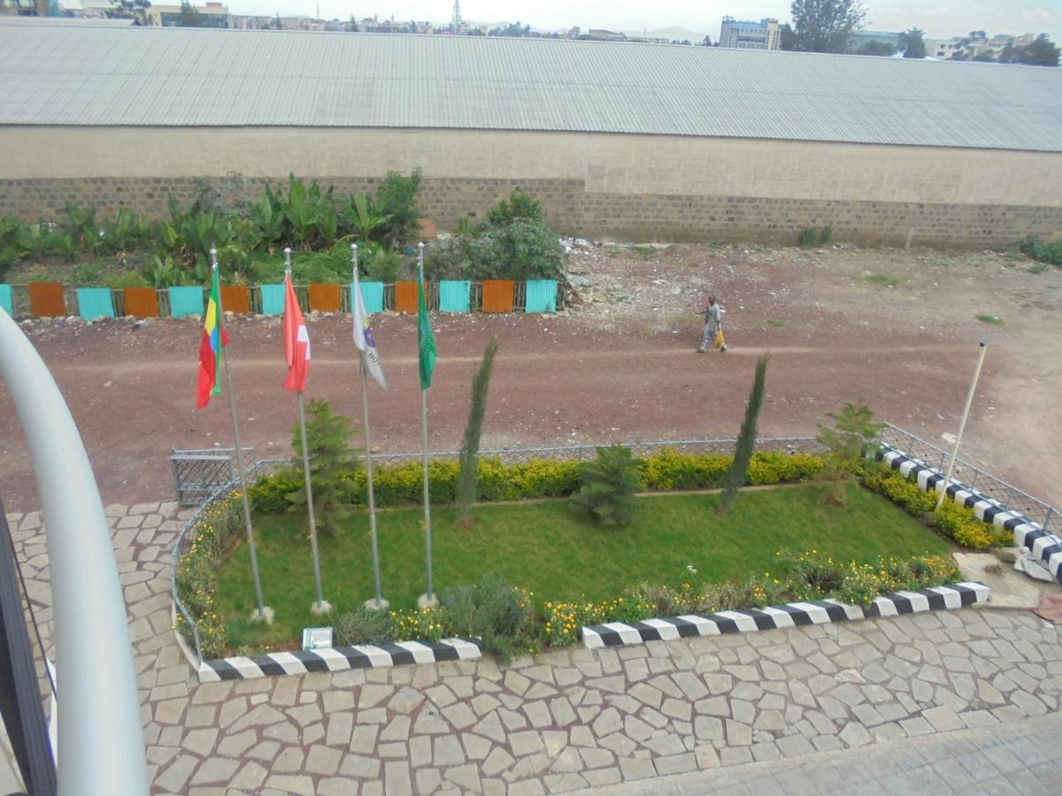 Miracle Hotel Addis Abeba Exterior foto